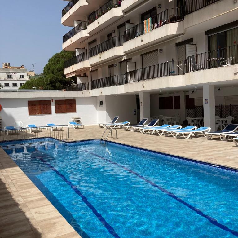 Sunny apartment with pool - Apartamento de 2 dormitorios con vistas a la montaña - 1