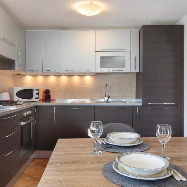 Tra Montagna e Città - Aosta - Appartamento Deluxe con 2 Camere da Letto e Balcone - 7