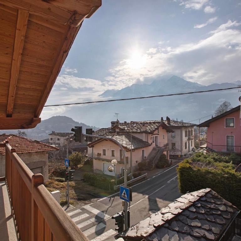 Tra Montagna e Città - Aosta - Appartamento Deluxe con 2 Camere da Letto e Balcone - 30