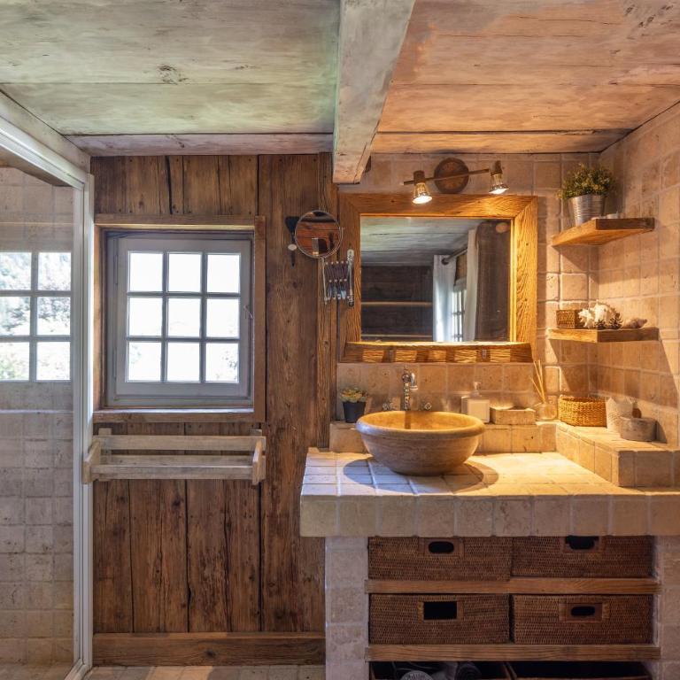 Grand Chalet Authentique - Chalet - 16