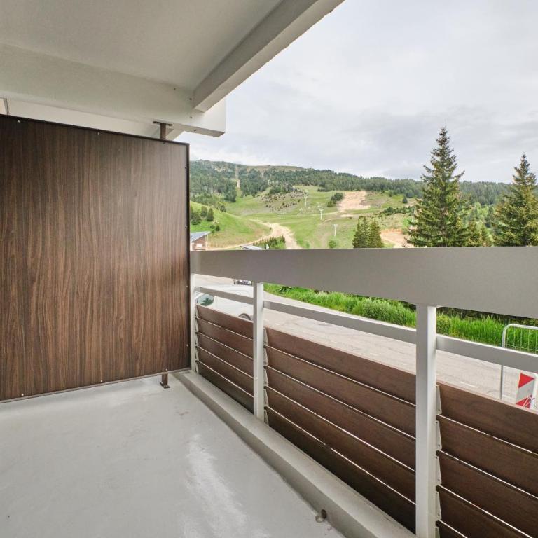 Eterlou 101 - Appartement 1 Chambre Supérieur avec Balcon - 13