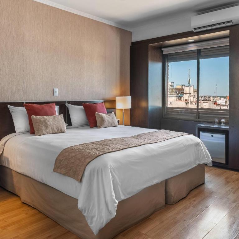 Ramada Plaza by Wyndham Tucuman - 1 Queen Bed or 2 Single Beds, Superior, Non-Smoking - 1