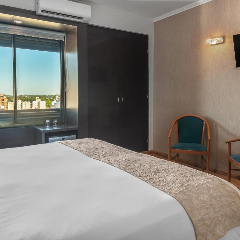 Ramada Plaza by Wyndham Tucuman - 1 Queen Bed or 2 Single Beds, Superior, Non-Smoking - 2