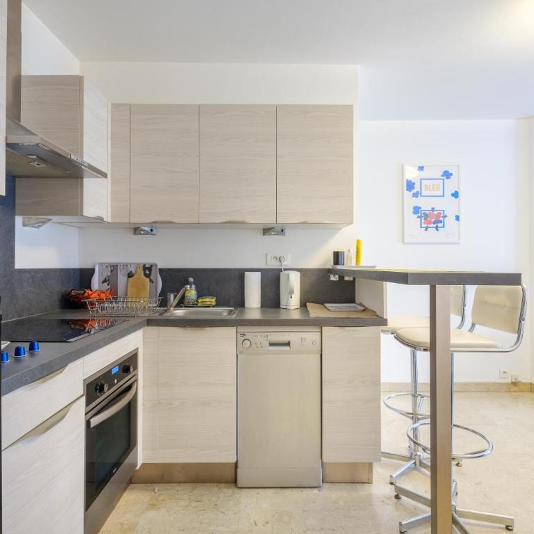 Superbe Appart rue d'Italie - Appartement 2 Chambres Deluxe avec Balcon - 10
