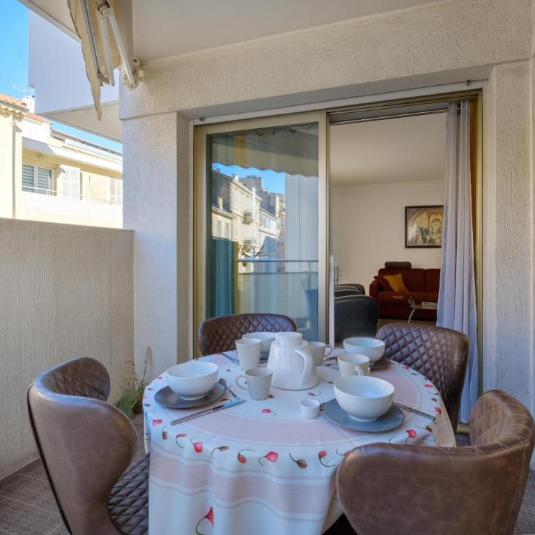 Le Nostalgique - Deluxe Apartment mit 2 Schlafzimmern und Meerblick - 19