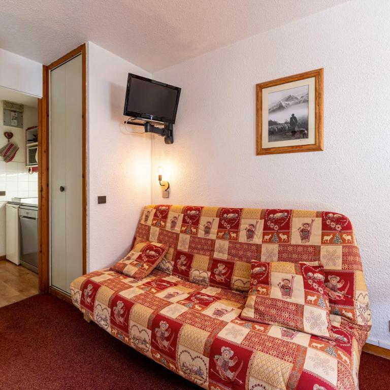 La Bûche - Two-Bedroom Deluxe Apartment with Garden View - 9