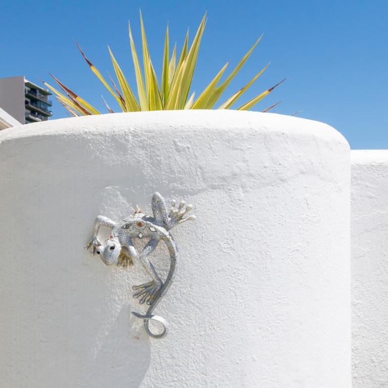 Deluxe Apartment with Jacuzzi - Two-Bedroom Deluxe Apartment with Ocean View - 6