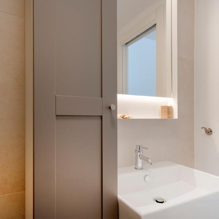 Dimora Adriatica - Two-Bedroom Deluxe Apartment with Ocean View - 18
