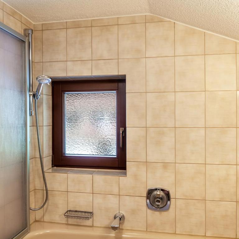 Haus Alpenheim Apartment 1 - Deluxe-Apartment mit 2 Schlafzimmern und Gartenblick - 25