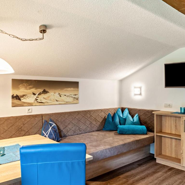Haus Alpenheim Apartment 1 - Deluxe-Apartment mit 2 Schlafzimmern und Gartenblick - 3