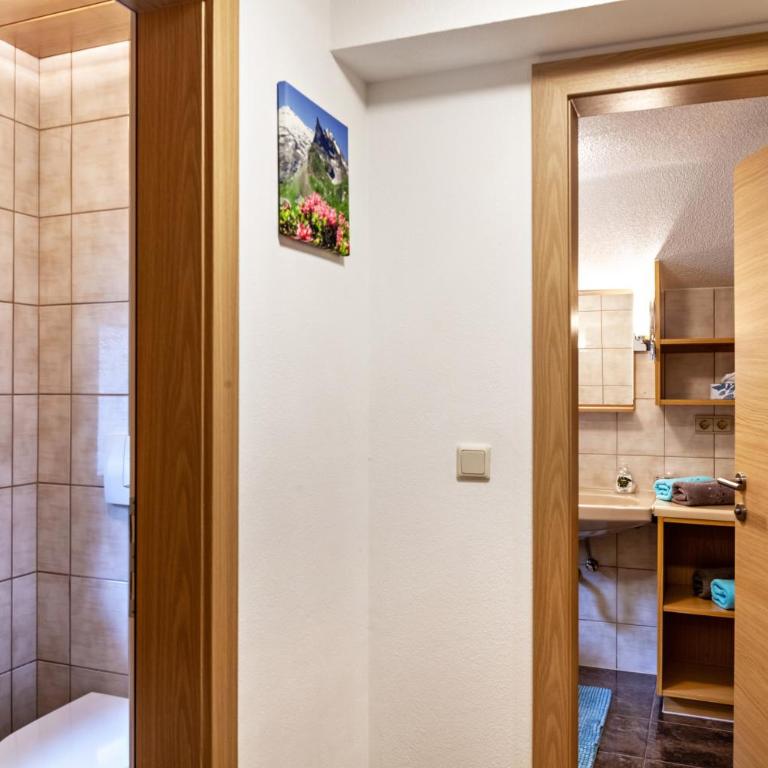 Haus Alpenheim Apartment 1 - Deluxe-Apartment mit 2 Schlafzimmern und Gartenblick - 22