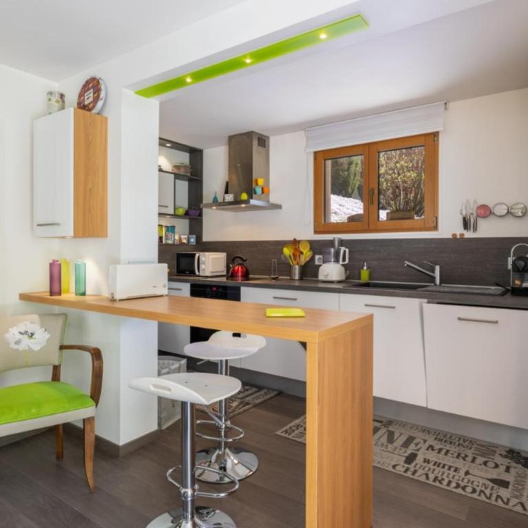 La Tour 74 - Appartement 1 Chambre - Vue sur Jardin - 4