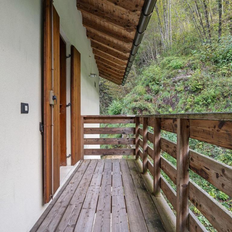 Agriturismo Maso Rocca - Appartamento Deluxe con 2 Camere da Letto e Vista Giardino - 9