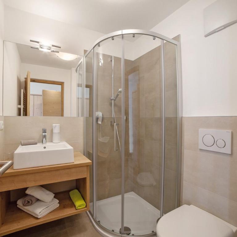 Ederhof - Appartamento Deluxe con 2 Camere da Letto e Vista Giardino - 13