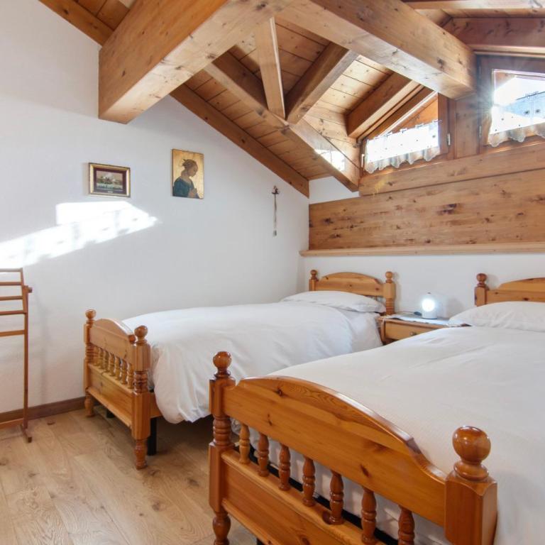 Ginepro Casa Vacanze - Two-Bedroom Deluxe Apartment with Garden View - 17