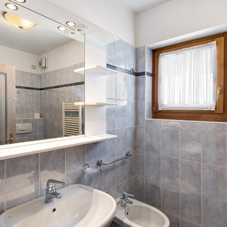 Casa Li Roina n 45 - Appartamento Deluxe con 2 Camere da Letto e Balcone - 17