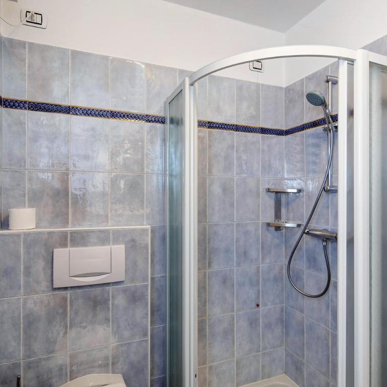 Casa Li Roina n 45 - Appartamento Deluxe con 2 Camere da Letto e Balcone - 18