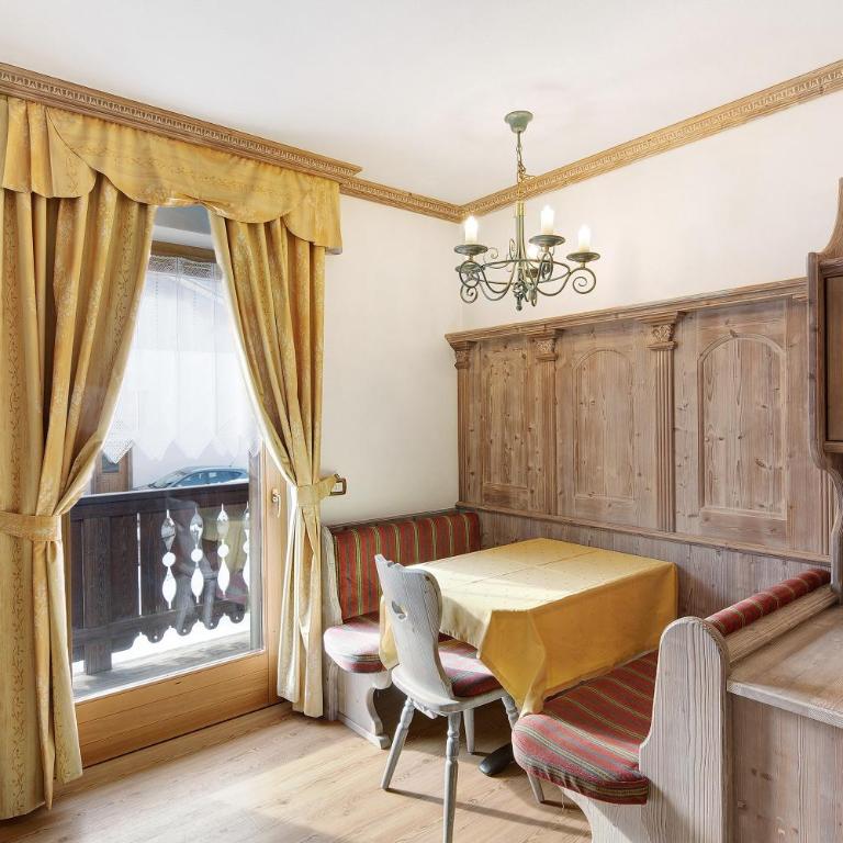 Casa Li Roina n 45 - Appartamento Deluxe con 2 Camere da Letto e Balcone - 2