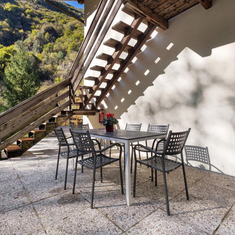 Agriturismo Maso Rocca - Appartamento Deluxe con 2 Camere da Letto e Vista Giardino - 21