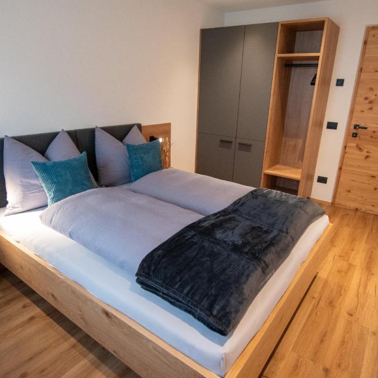 Kerschbama Farm Apartments - Appartamento Premium con 3 Camere da Letto e Balcone - 2