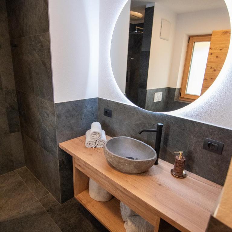 Kerschbama Farm Apartments - Appartamento Premium con 3 Camere da Letto e Balcone - 10