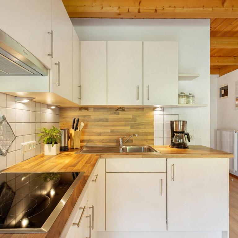 Klamperhaus-Hof - Appartamento Superior con 1 Camera da Letto e Balcone - 10