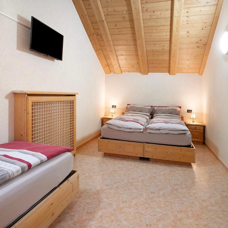 Appartamento Gemma - Appartamento Deluxe con 2 Camere da Letto e Vista Giardino - 2