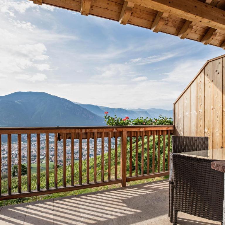 Wernerhof Fewo Rosela - Three-Bedroom Premium Apartment with Balcony - 18