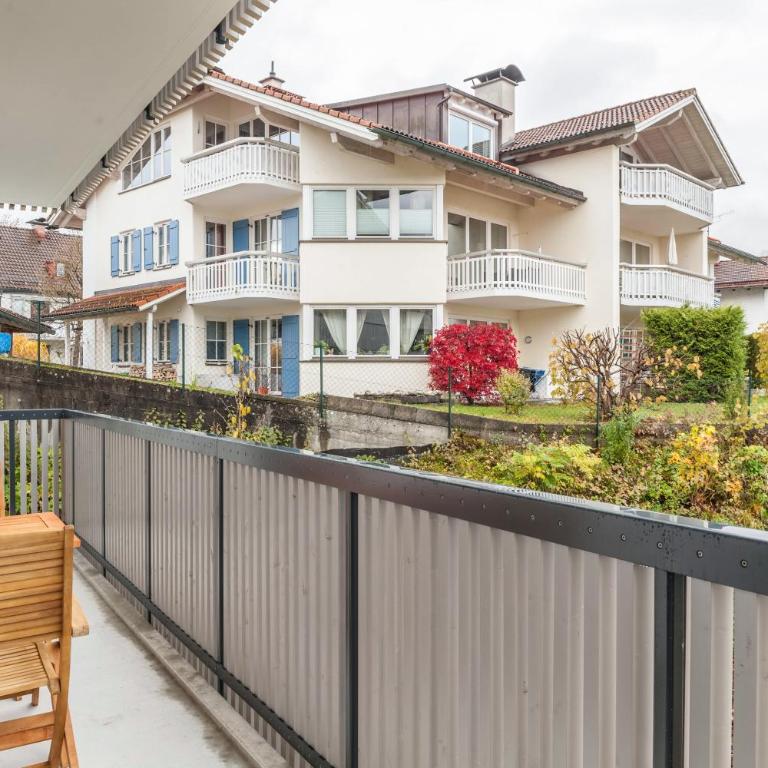 Apartment zum Genießen - Two-Bedroom Deluxe Apartment with Garden View - 2