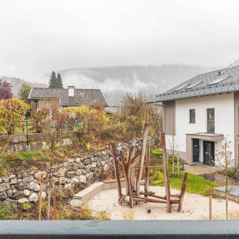 Apartment zum Genießen - Two-Bedroom Deluxe Apartment with Garden View - 26