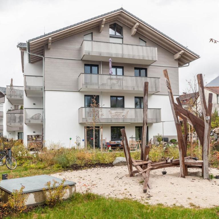 Apartment zum Genießen - Two-Bedroom Deluxe Apartment with Garden View - 24