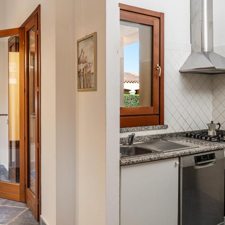 V32 Levante - Villa con Vista Giardino - 12
