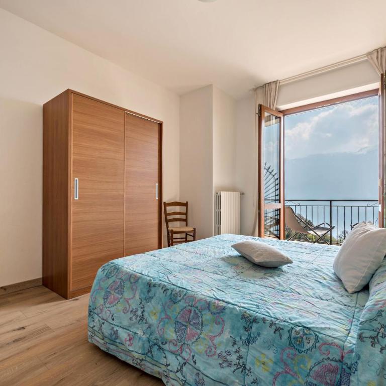 Bel Soggiorno lake view 1 - Appartamento Deluxe con 2 Camere da Letto e Balcone - 3