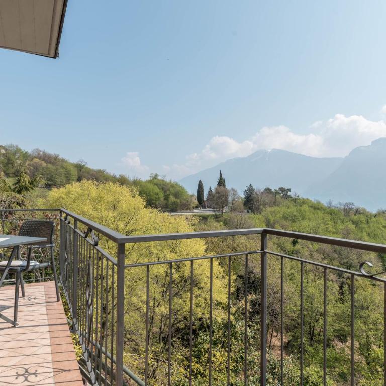 Bel Soggiorno lake view 1 - Appartamento Deluxe con 2 Camere da Letto e Balcone - 7