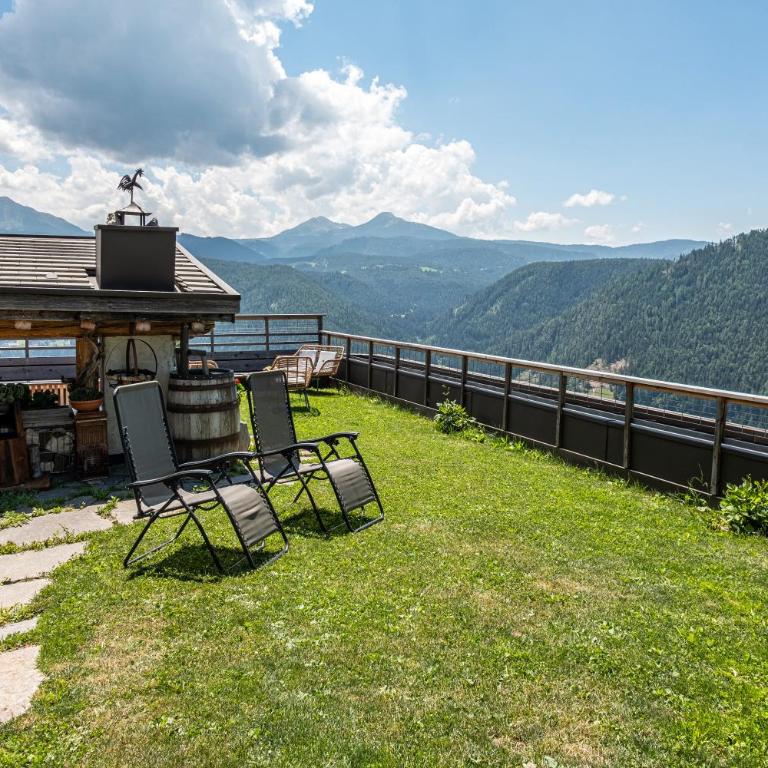 Gamperhof Apartment Latemar - Two-Bedroom Deluxe Apartment with Garden View - 25