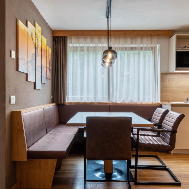 Ciasa Rungg Monte Sella Suite - Appartamento Deluxe con 2 Camere da Letto e Balcone - 14