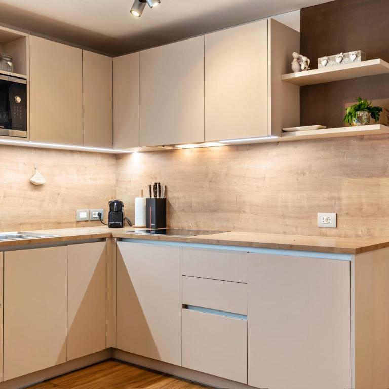 Ciasa Rungg Monte Sella Suite - Appartamento Deluxe con 2 Camere da Letto e Balcone - 13