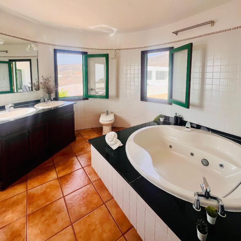 Lanzarote Suite Moon - Villa con vistas al mar - 17