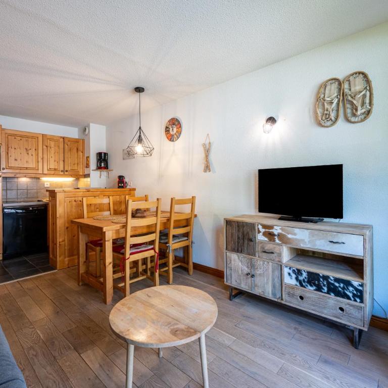 You Ski en Terre Happy G11 - Superior One-Bedroom Apartment with Balcony - 6