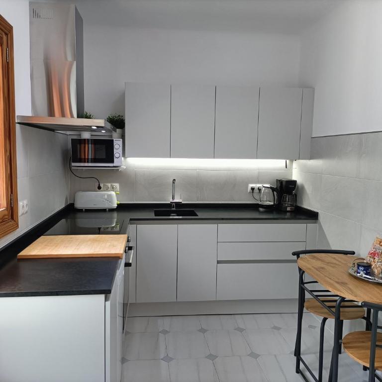 Finca el Cactus - Three-Bedroom House - 9