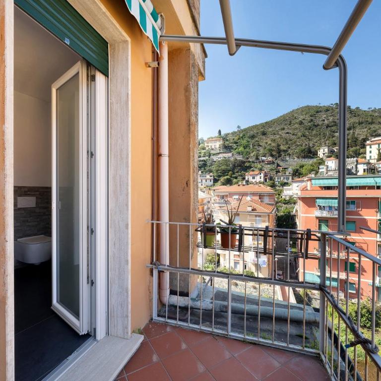 Casa Mario - Appartamento Deluxe con 2 Camere da Letto e Balcone - 20
