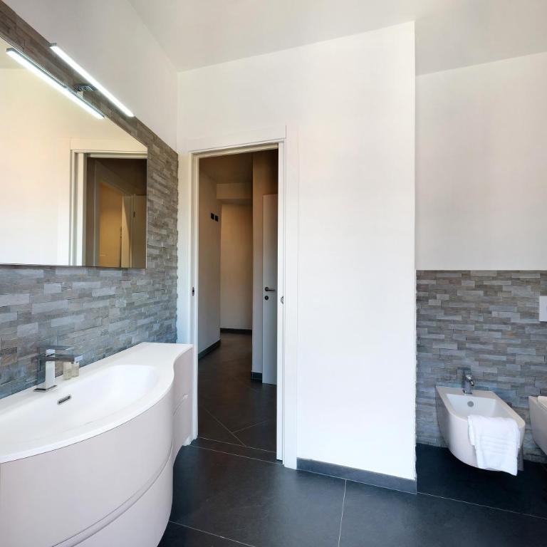 Casa Mario - Appartamento Deluxe con 2 Camere da Letto e Balcone - 22
