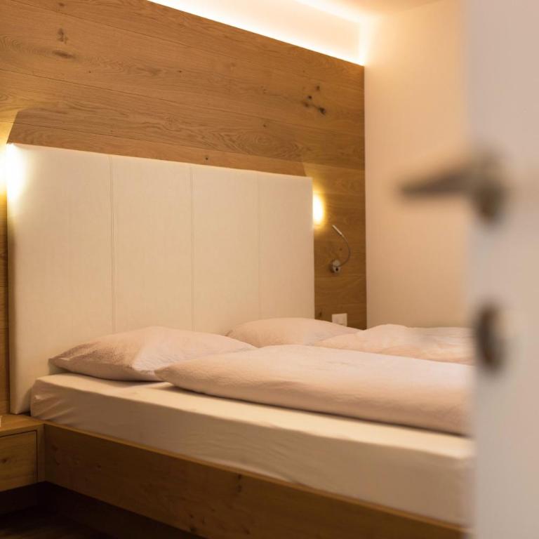 Runcac Apt Plaies - Appartamento Deluxe con 2 Camere da Letto e Vista Giardino - 16