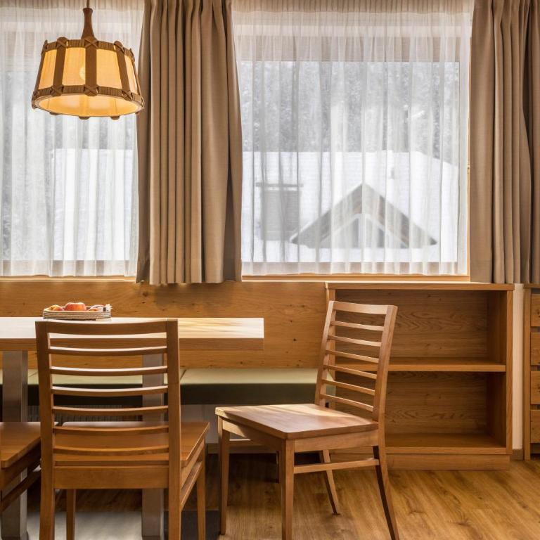 Runcac Apt Plaies - Appartamento Deluxe con 2 Camere da Letto e Vista Giardino - 10