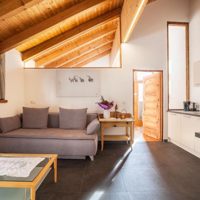 Ferienwohnung Burgeis - Superior Apartment mit 1 Schlafzimmer und Balkon - 2