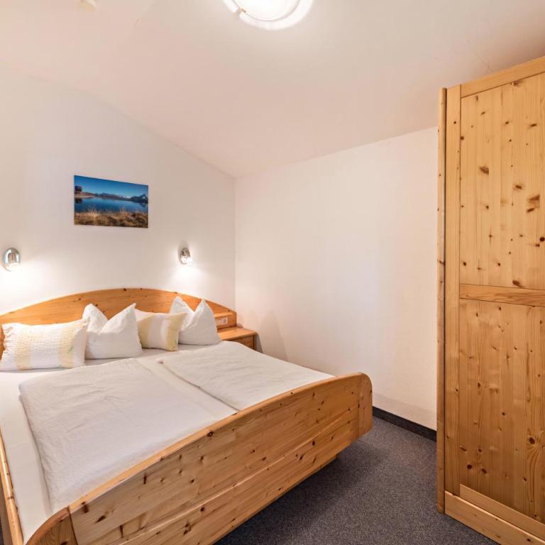 Ferienwohnung Helena - Appartamento Deluxe con 2 Camere da Letto e Vista Giardino - 20