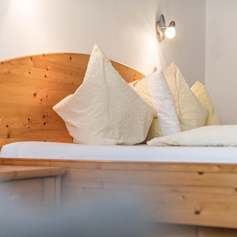 Ferienwohnung Helena - Appartamento Deluxe con 2 Camere da Letto e Vista Giardino - 15
