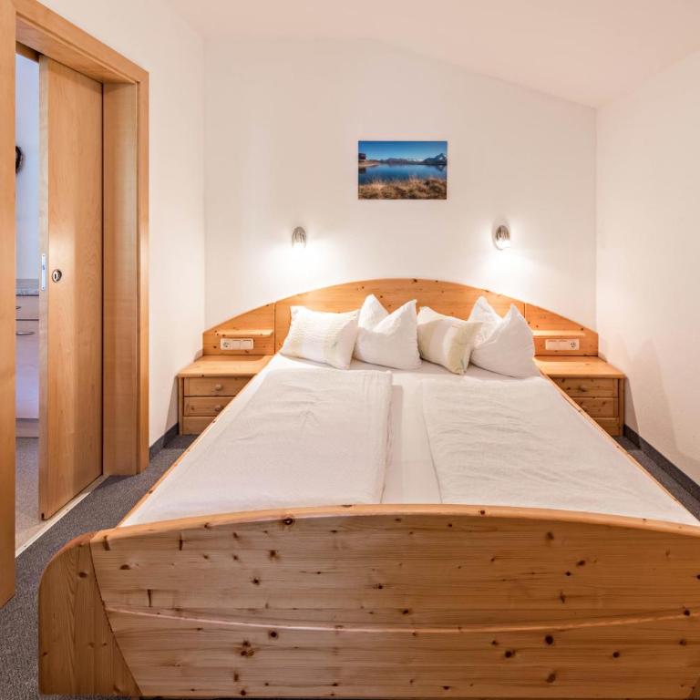 Ferienwohnung Helena - Appartamento Deluxe con 2 Camere da Letto e Vista Giardino - 21