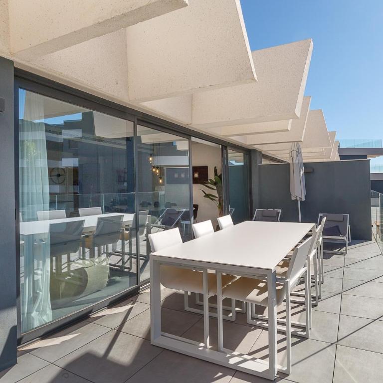 Luxury apartment with 3 bedrooms - Apartamento Premium de 3 dormitorios con balcón - 20