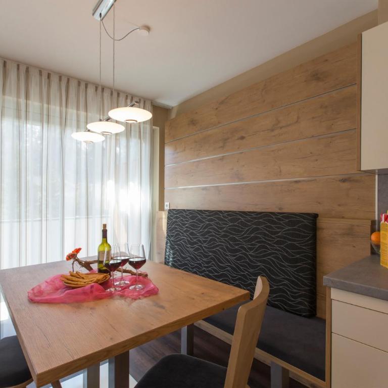 Alpenblick Nr 6 - Appartamento Deluxe con 2 Camere da Letto e Vista Giardino - 3